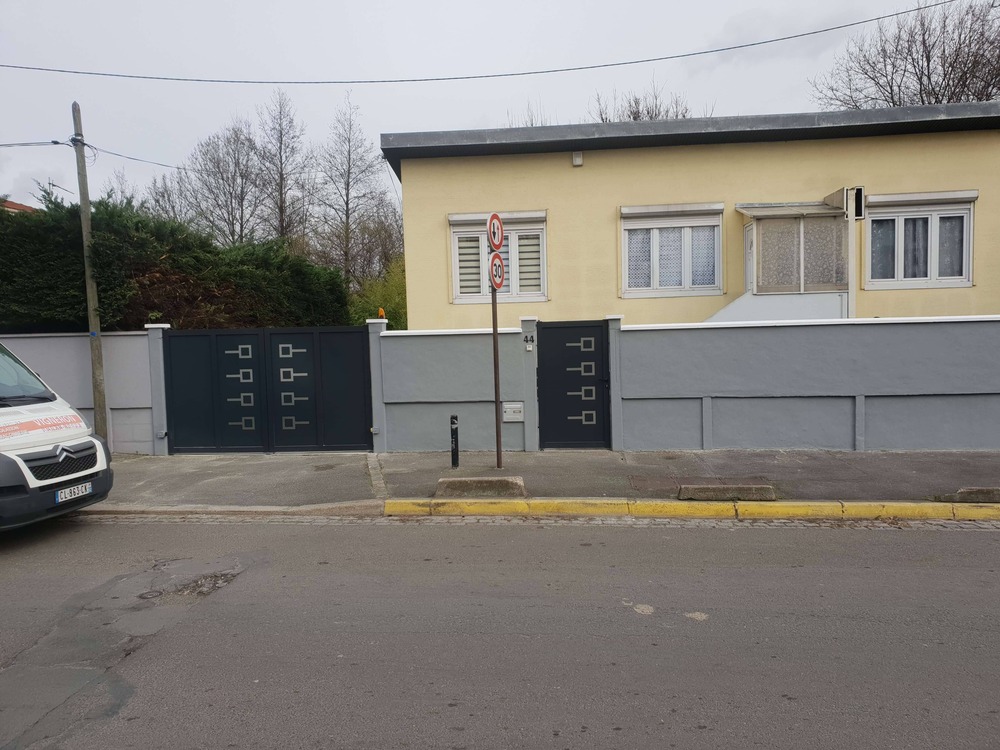 Installation portail maison