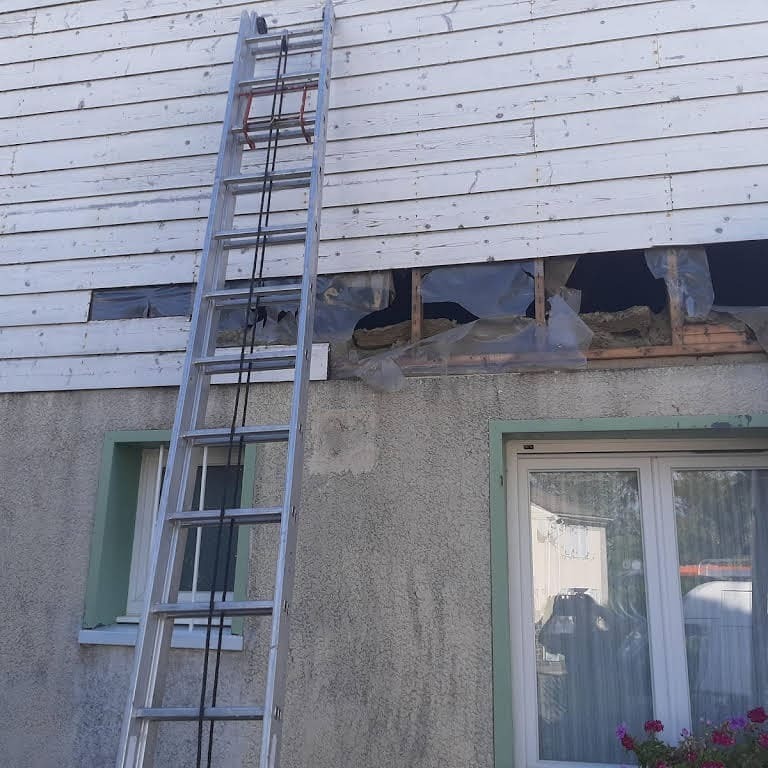 Bardage maison à remplacer