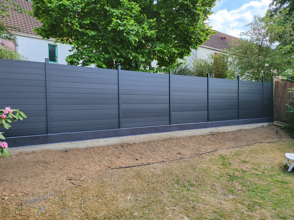Installation clôture extérieure