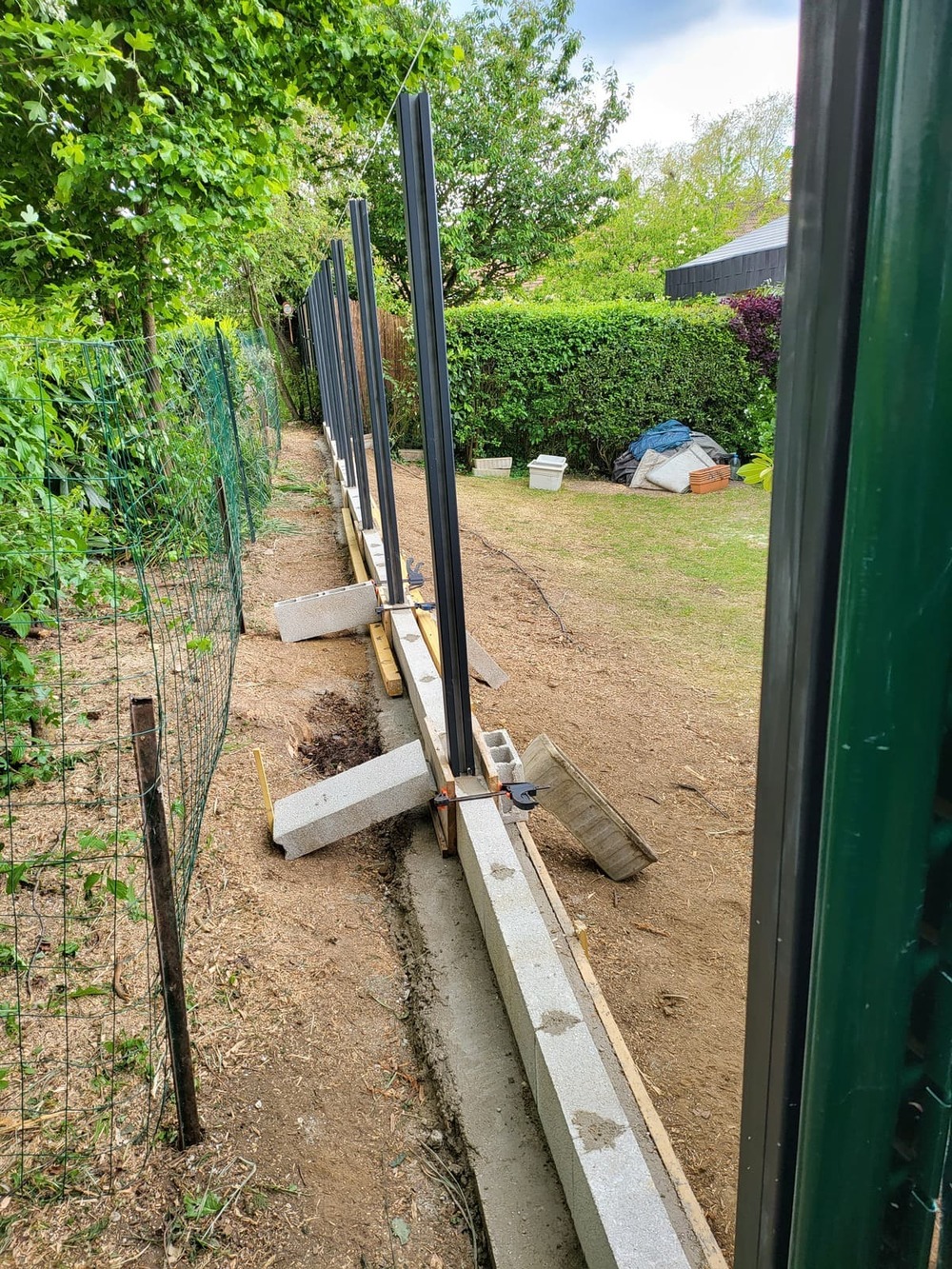 Installation poteaux clôture